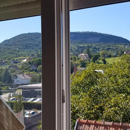 Szatmari Vendeghaz *