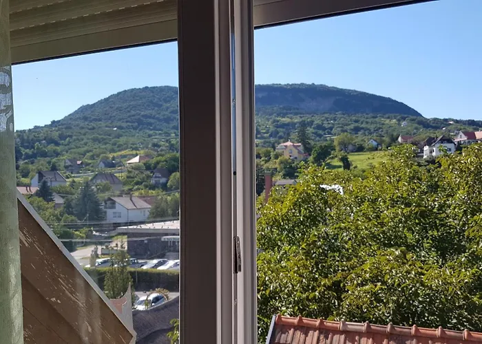 Szatmari Vendeghaz 3*